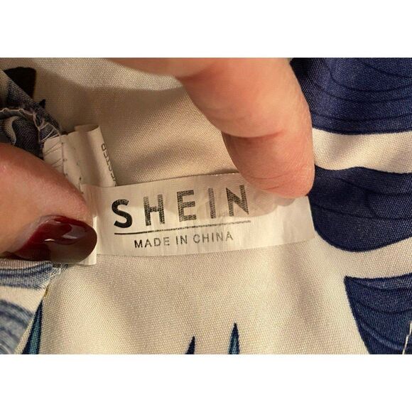 SHEIN Womens Shorts Plus Size XL Silk Like Feel Loose Comfy Hawaiian Print - Picture 6 of 11